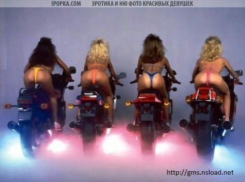 Голые девушки на мотоциклах